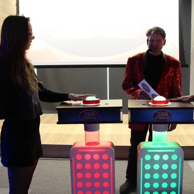Head to head at the buzzers